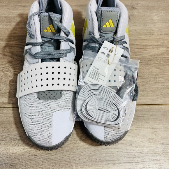 adidas Dame Basketball Shoe Men's Light Gray/Gold New without Box size 11 - Picture 6 of 16
